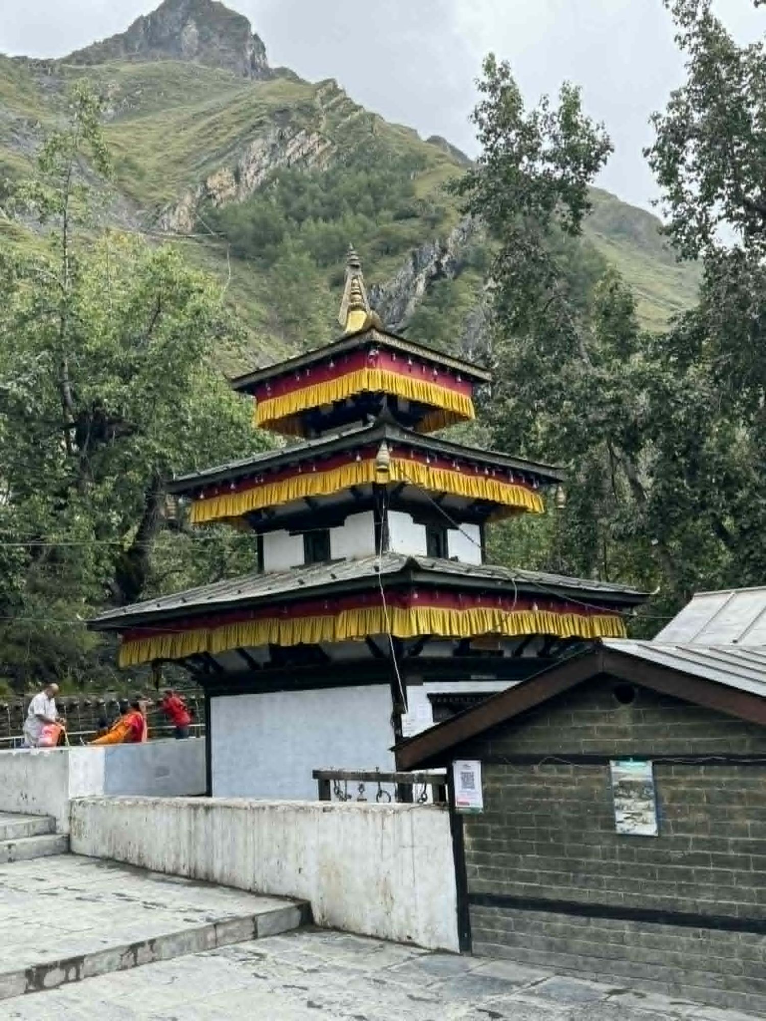 best time to visit muktinath temple